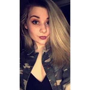 Meet your Posher, Rebecca